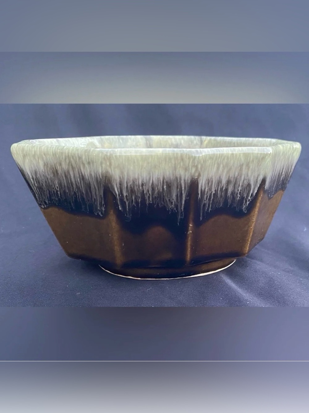 Hull 447 USA Planter Bowl Green Drip Edge Glazed Pottery Vintage